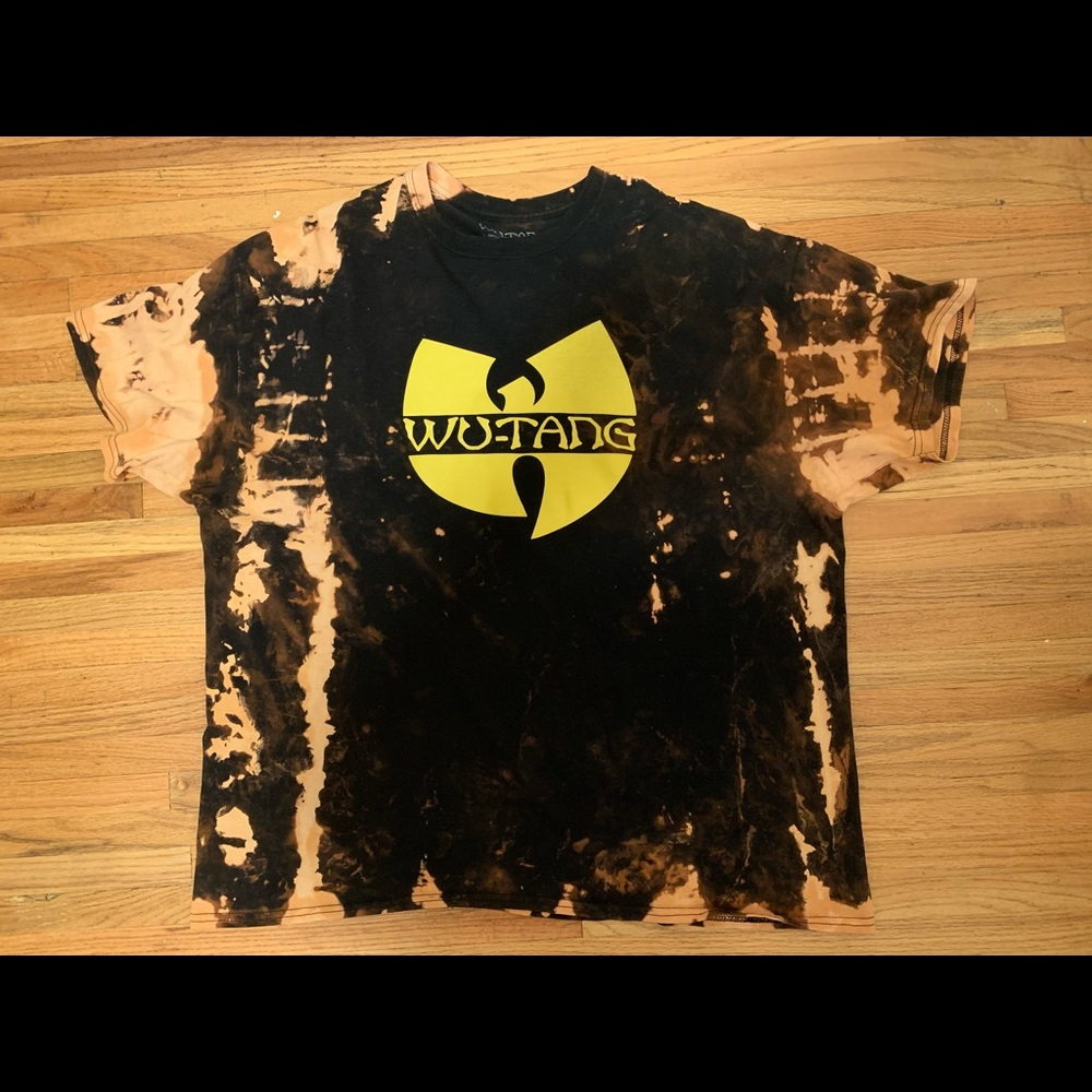 Men’s official Wutang bleach dyed tee. XXL